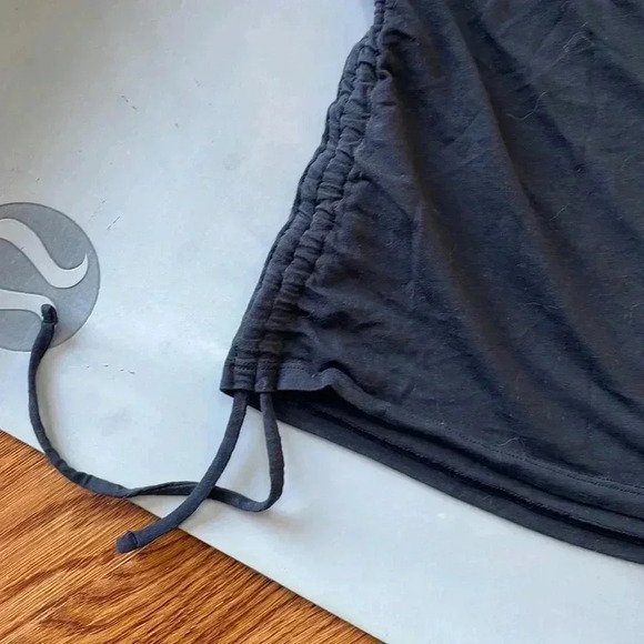 Lululemon I 10 (sold together) - Picture 4 of 14